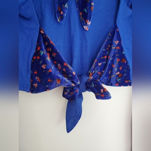 Free people Womens Blue Looking Foward Cropped Printed long sleeve T-Shirt Large - Picture 8 of 13